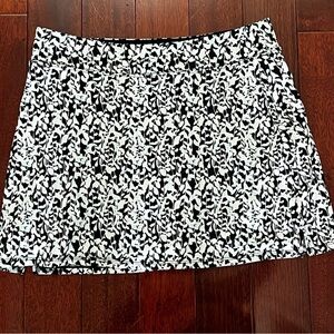 Tranquility Stylish Black and White Patterned Skirt